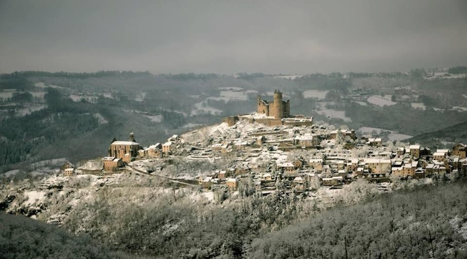 Hotel Logis Belle Rive Najac Exterior foto